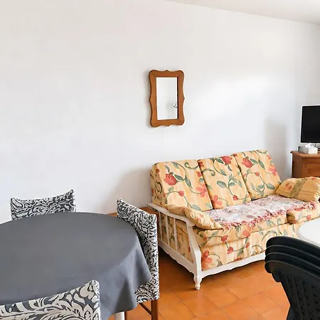 Apartament Agay One Bedroom *